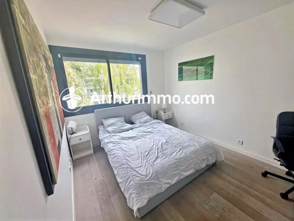 Vente                                                      Maison
                        
                     10 pièces                      394 m2                     à Pringy