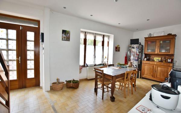 Maison à vendre    4 pièces •  Noailly