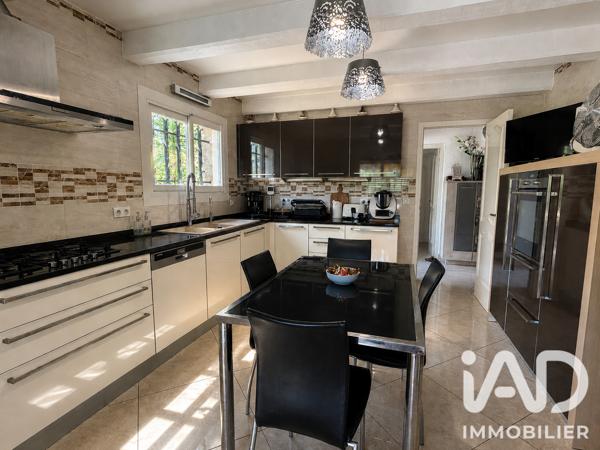 Maison à vendre 5 pièces 126 m² La Roquette-sur-Siagne