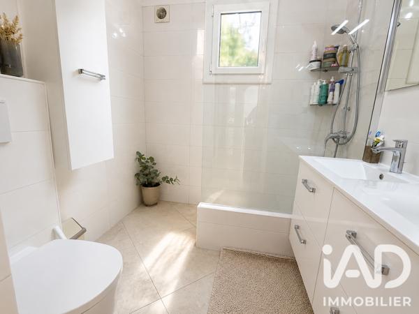 Maison à vendre 5 pièces 126 m² La Roquette-sur-Siagne