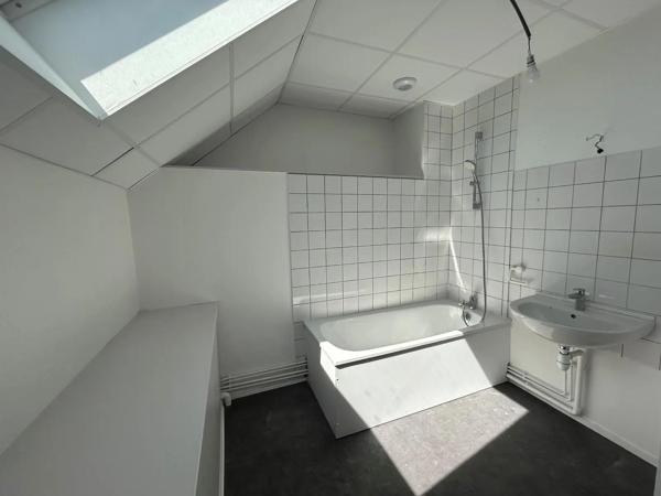 Appartement à louer 5 pièces 91.9m² Colombier-Fontaine (25260)