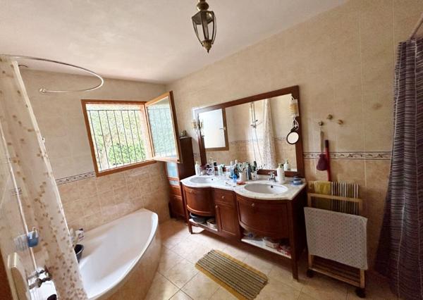 Maison Merville 4 pièce(s) 115 m2 sur 1300 m² de terrain
