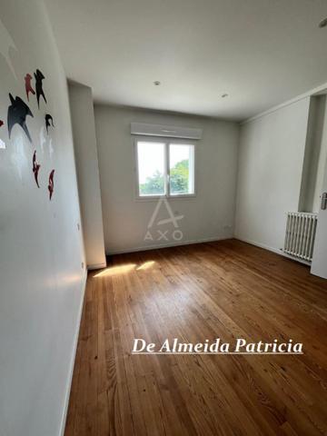 336 m2 habitables, piscine, dépendances ... et si c'était votre projet de vie ?