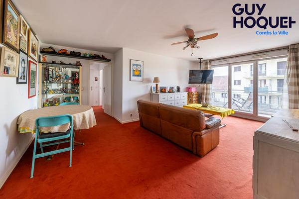 VENTE d'un appartement F3 (67 m²) à COMBS LA VILLE