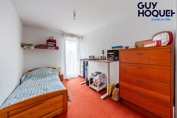 VENTE d'un appartement F3 (67 m²) à COMBS LA VILLE