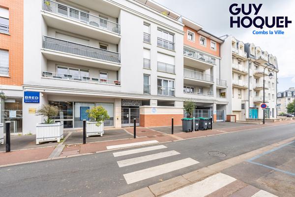 VENTE d'un appartement F3 (67 m²) à COMBS LA VILLE