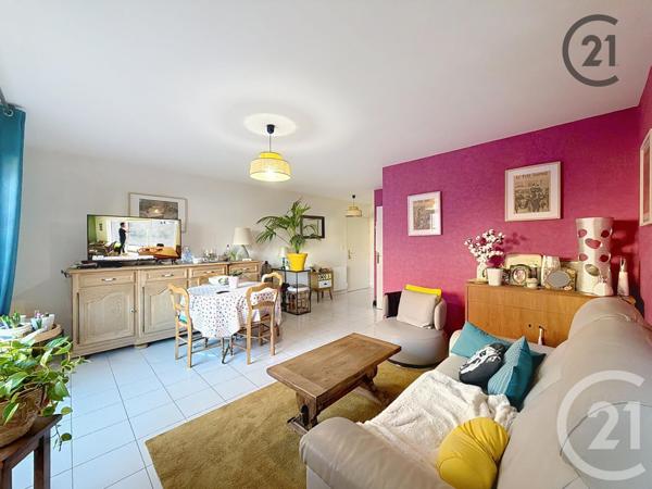 Appartement T2 à vendre  2 pièces - 47,80 m2 TROYES - 10