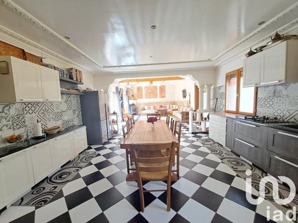 Maison d’architecte 7 pièces de 196 m² à Souillac (46200)