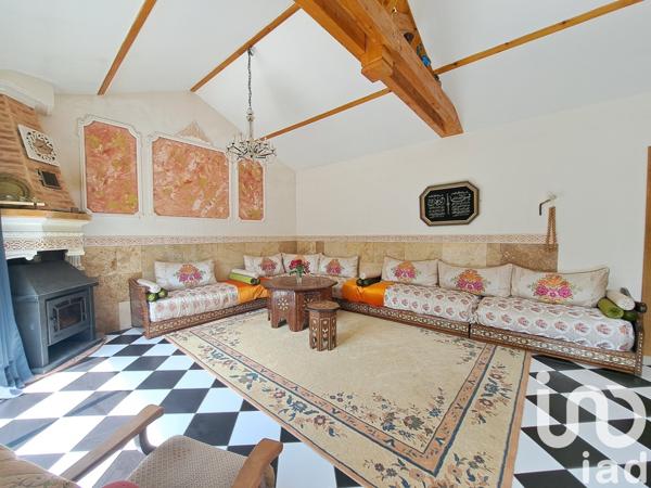 Maison d’architecte 7 pièces de 196 m² à Souillac (46200)