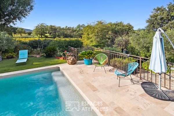 Villa de plain-pied dans un cadre verdoyant avec piscine et appartement indépendant