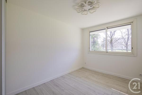 Appartement T4 à vendre  4 pièces - 85,50 m2 ST MARTIN D HERES - 38