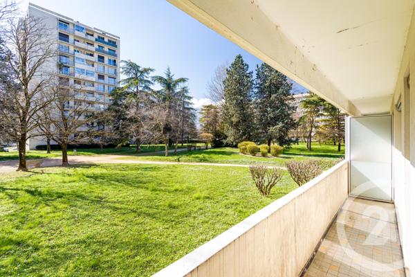 Appartement T4 à vendre  4 pièces - 85,50 m2 ST MARTIN D HERES - 38