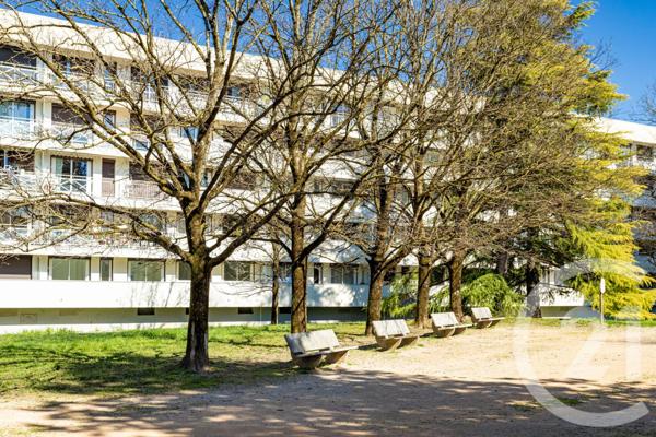 Appartement T4 à vendre  4 pièces - 85,50 m2 ST MARTIN D HERES - 38