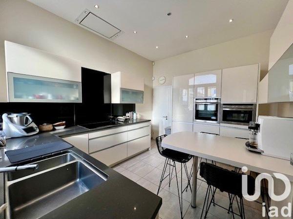 Maison à vendre 5 pièces 205 m² Cambrai