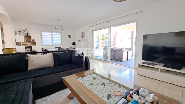 Lescar (64230) Contemporaine de 2002 - 5 chambres - piscine avec pool house