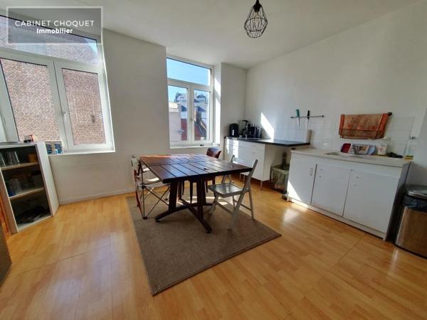 F3 EN DUPLEX pour colocation A LOUER - VIEUX-LILLE - 64 m 2 - 923 € charges comprises par mois