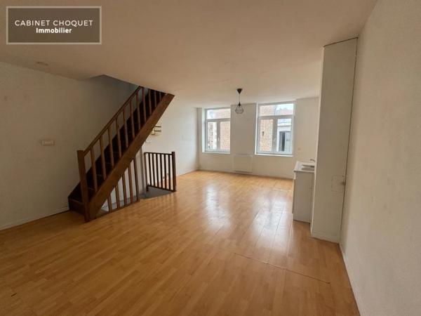 F3 EN DUPLEX pour colocation A LOUER - VIEUX-LILLE - 64 m 2 - 923 € charges comprises par mois