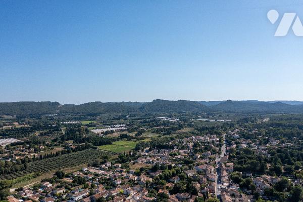 Fontvieille lotissement Saint-Benoît, sécurisé et clos 
 6 terrains à bâtir à partir de 255 000 €.