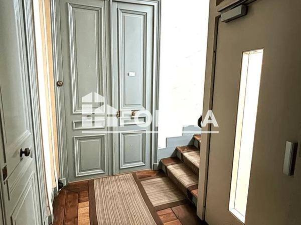 Location Local commercial 1 pièce 92 m² - 64 RUE RAMBUTEAU Paris 75003