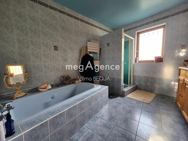 Maison à PONT-SUR-YONNE, 89140 - 6 pièces 230m²