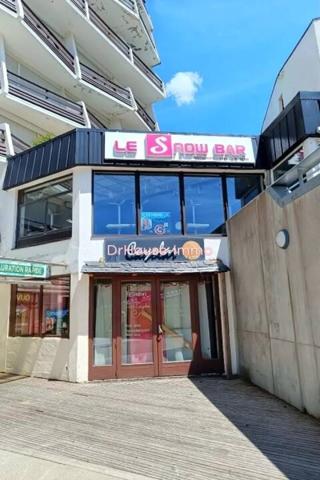 Commerce à vendre 6 pièces de 370 m²