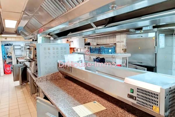 Commerce à vendre 6 pièces de 370 m²