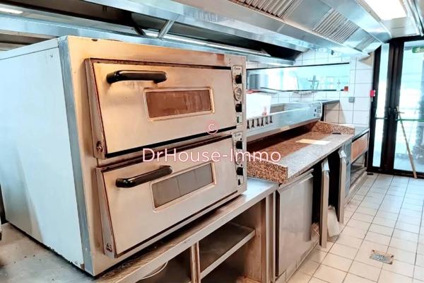 Commerce à vendre 6 pièces de 370 m²