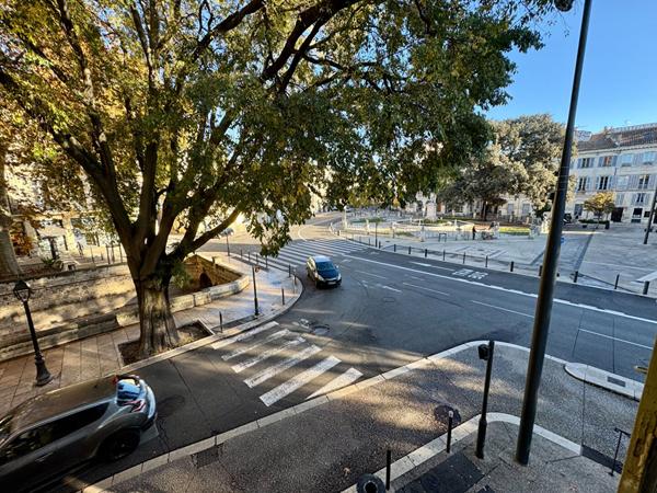 Appartement Nimes 5 pièce(s) 148.87 m2