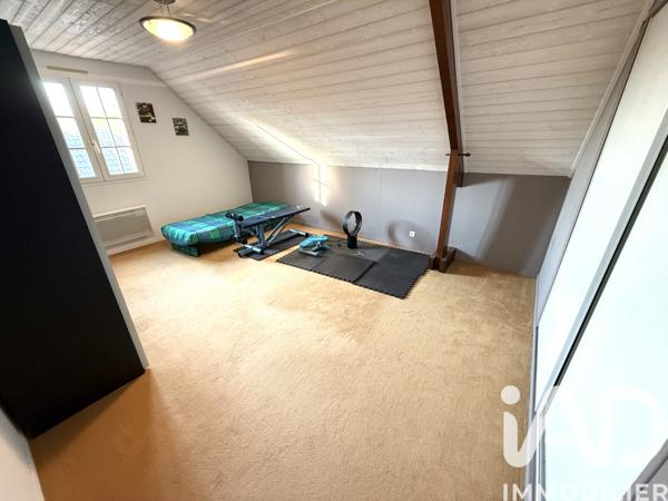 Maison à vendre 6 pièces 166 m² Gueux