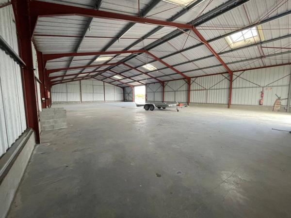 Ensemble de locaux d’activités sur 1,12 ha