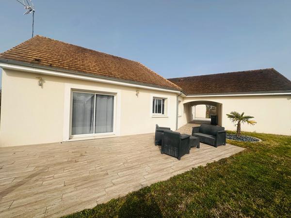 Maison Vineuil 5 pièce(s) 147.15 m²