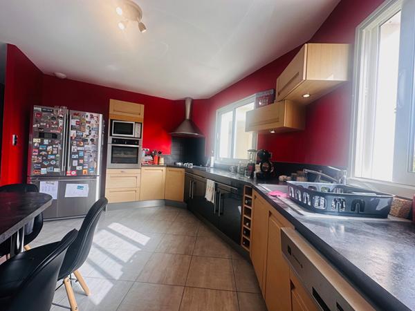 Maison Vineuil 5 pièce(s) 147.15 m²