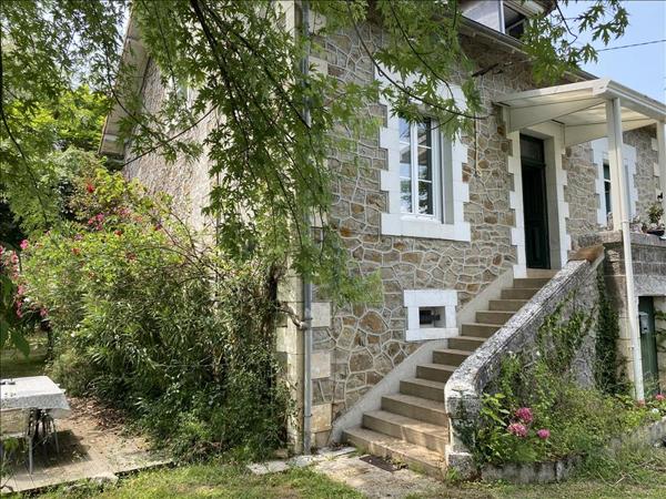 Maison à vendre |  Thiviers |  5 pièces | 117 m²