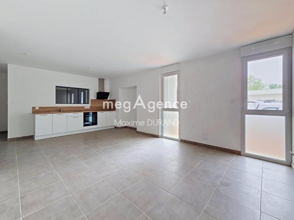 Appartement à SAINT-ANDRE-DE-LA-MARCHE, 49450 - 3 pièces 65m²