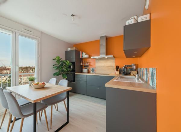 Appartement T5 avec garage et cave à Bourg Les Valence