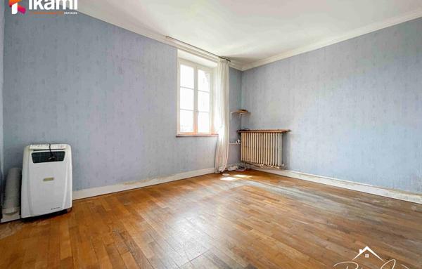 Maison 4 pièces de 100 m2 à La Chapelle sur Oreuse (89140)