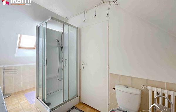 Maison 4 pièces de 100 m2 à La Chapelle sur Oreuse (89140)