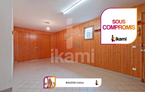 Maison familiale - quatre chambres et deux garages - Mercury