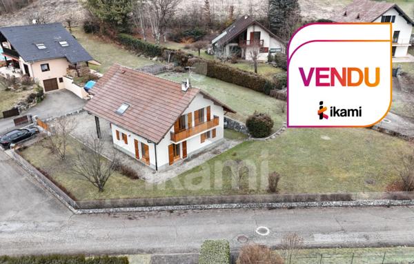 Maison familiale - quatre chambres et deux garages - Mercury