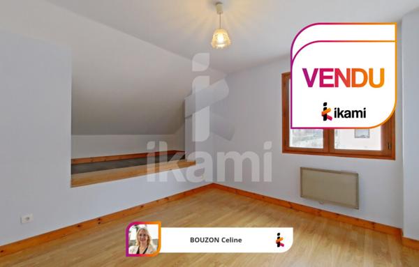 Maison familiale - quatre chambres et deux garages - Mercury