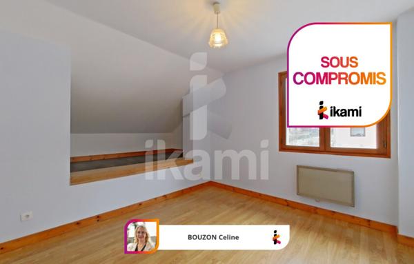 Maison familiale - quatre chambres et deux garages - Mercury