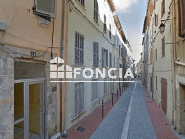 Location Studio 11.67 m² - 24 RUE HOCHE Ollioules 83190