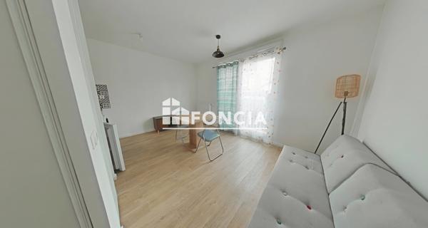 Location Studio 25.7 m² - Bobigny 93000