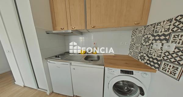 Location Studio 25.7 m² - Bobigny 93000