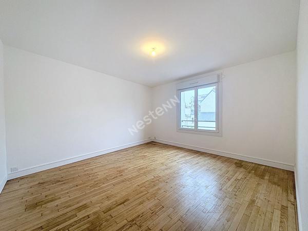 Immeuble a Tours entierement renove.