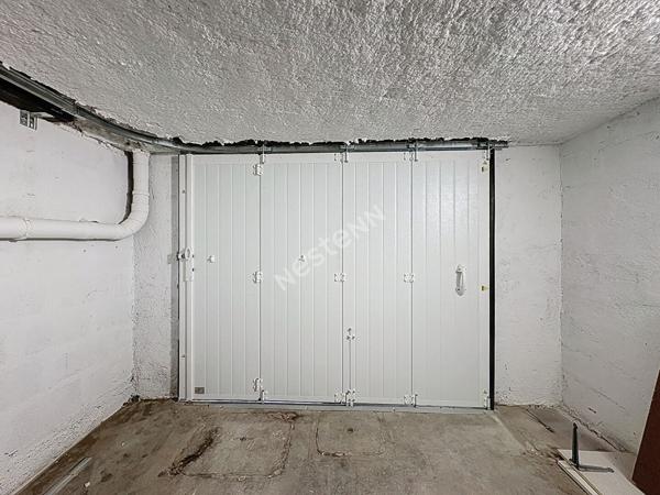 Immeuble a Tours entierement renove.