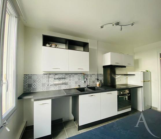 À louer : 3 pièces meublé de 64 m² à Mantes-la-Jolie (gare à proximité)