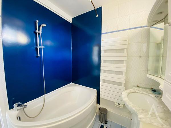 À louer : 3 pièces meublé de 64 m² à Mantes-la-Jolie (gare à proximité)