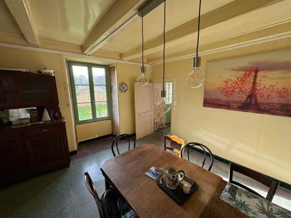 Maison de centre bourg en bord de rivière