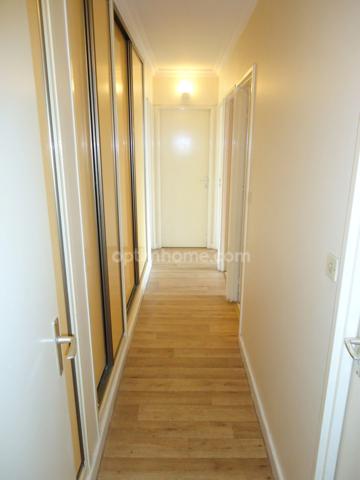 Appartement 5 pièces / 3 Chambres - 99 m2 - 145 000 € FAI